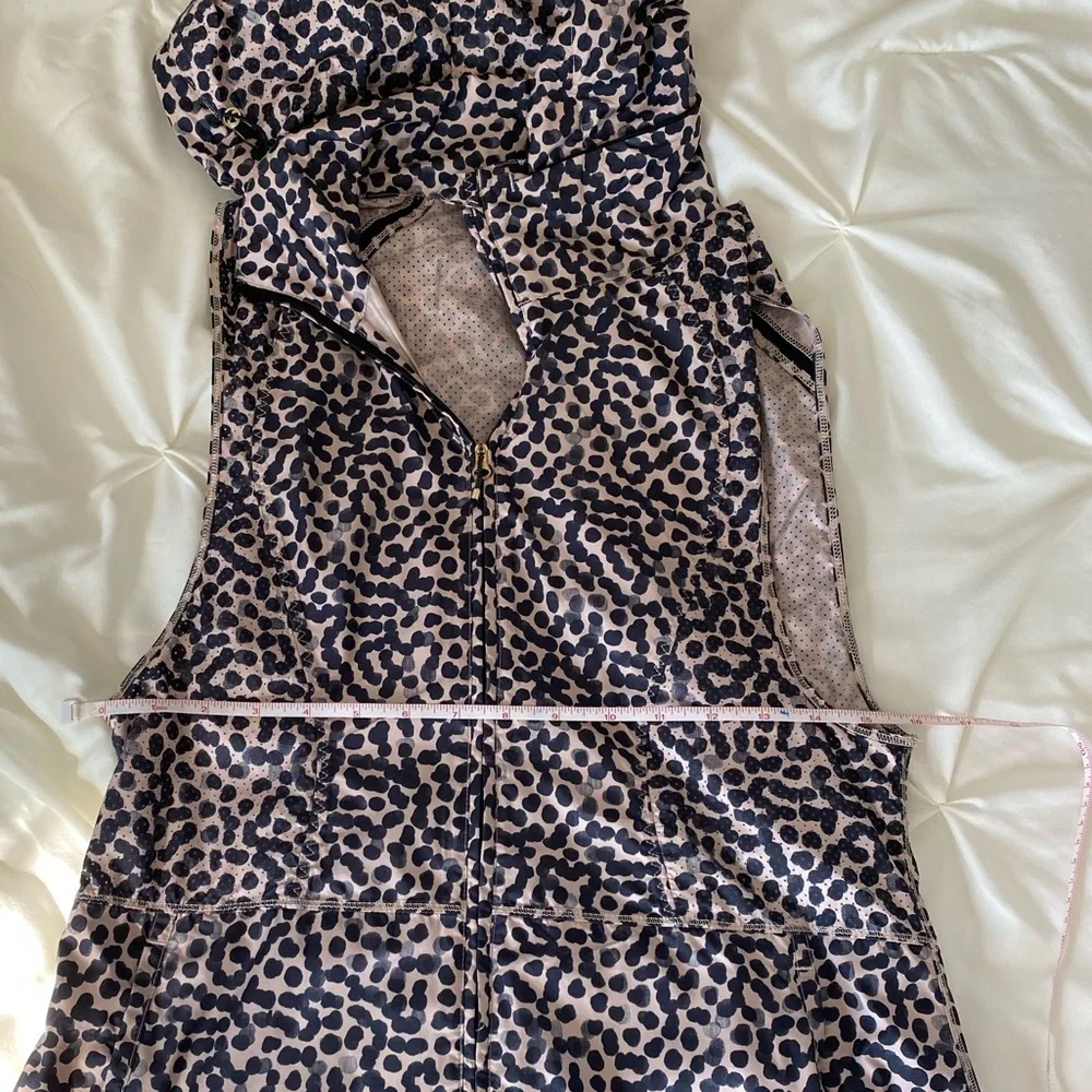 Lululemon Pack It Vest - Picture 7 of 14